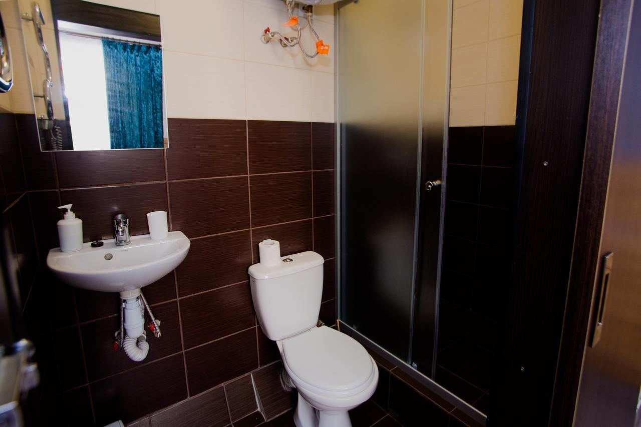 ריבנה Ok Hotel מראה חיצוני תמונה